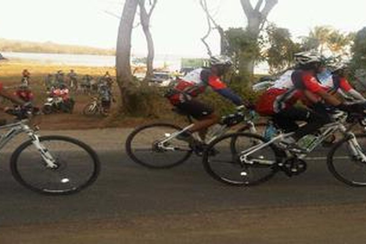 Peserta Jelajah Sepeda Bali-Komodo