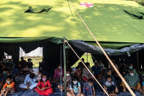 Bangunan Sekolah Rusak karena Gempa, Siswa di Ambarawa Kembali Belajar Jarak Jauh 