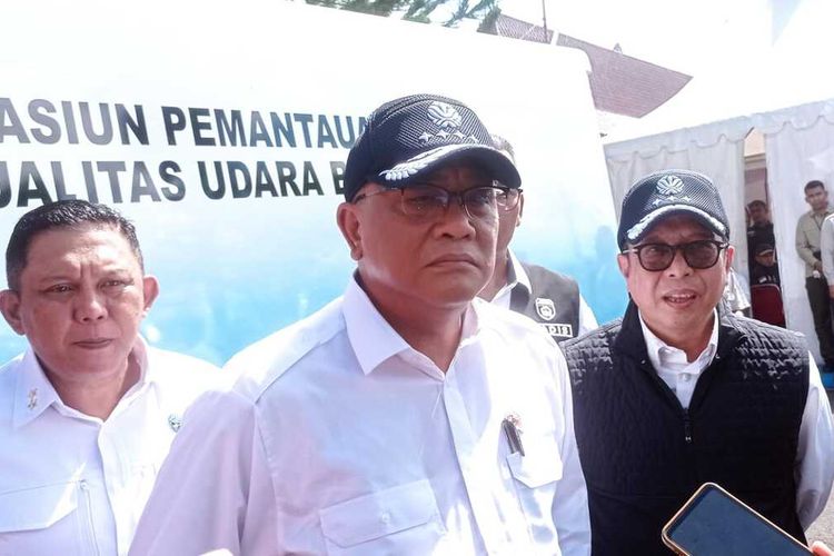 Menteri LH Targetkan Sampah Bandung Raya Tuntas Kurang dari Setahun
