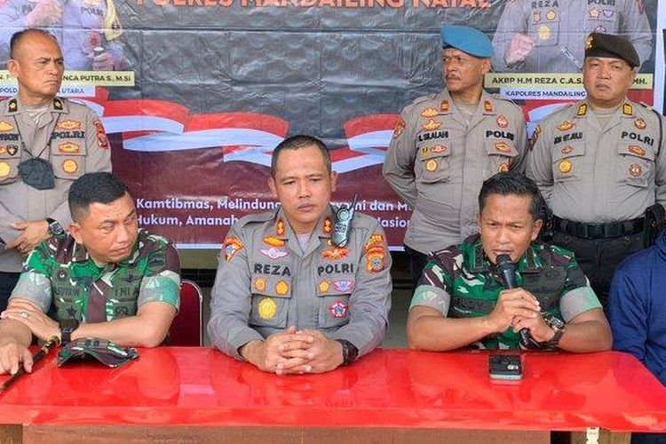 Komandan Kodim 0212/Tapanuli Selatan, Letkol Inf Amrizal Nasution mengaku datang cuma mengecek ada atau tidaknya keterlibatan anggota TNI AD dalam kasus tambang emas ilegal di Kabupaten Madina 