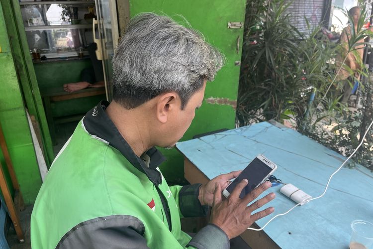 Hari Pertama Komisi Ojol Turun Jadi 8 Persen, Driver Mengaku Belum Merasakan Dampaknya
