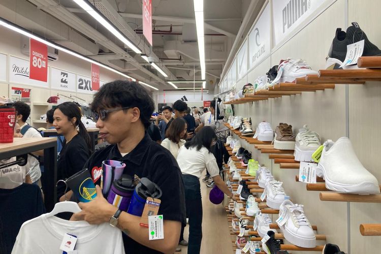 BlibliStyle Outlet di Lantai 3 Ranch Market Pesanggrahan, Jakarta Barat, Jumat (23/1/2026).