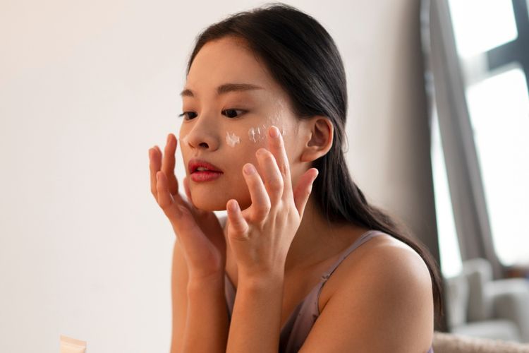 Hexyl-Retinol, Kandungan Anti-Aging yang Bisa Tingkatkan Produksi Kolagen hingga 200 Persen