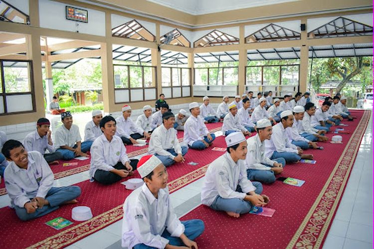 sistem pendidikan di pesantren