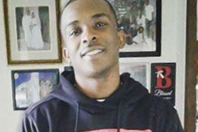 Stephon Clark, pria 22 tahun yang ditembak polisi setelah diduga membawa senjata pada Minggu (18/3/2018).