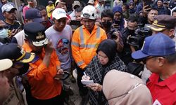 Antisipasi Ancaman Longsor Kembali, Mensos Sarankan Penanganan Bencana Berbasis Kearifan Lokal