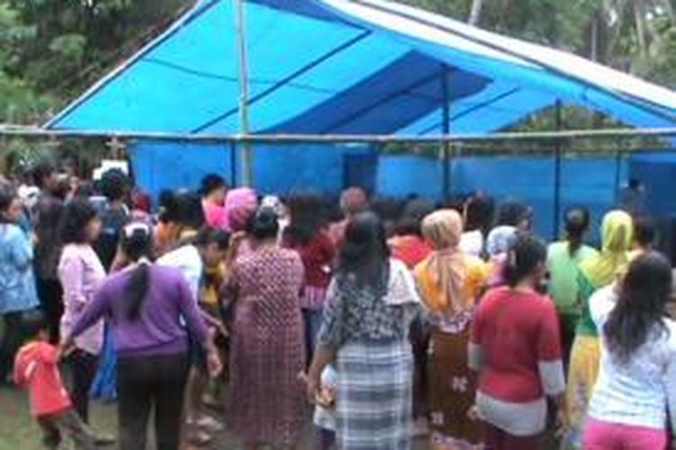 Suasana sebuah tempat pemungutan suara (TPS) di Polewali Mandar saat Pemilu, 9 April lalu.