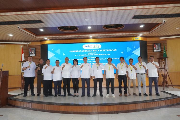 Penandatanganan nota kesepahaman antara Waskita Karya dan Kejati DIY di Kantor Kejati DIY, Yogyakarta.