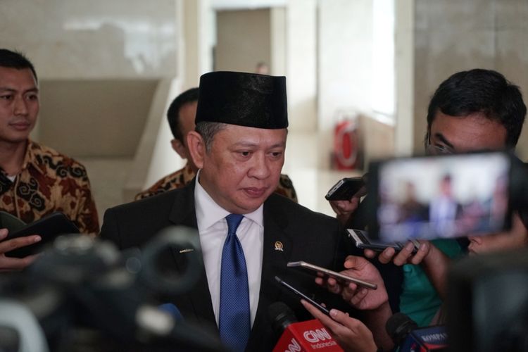 Ketua DPR Bambang Soesatyo di Kompleks Parlemen, Senayan, Jakarta, Selasa (16/10/2018).