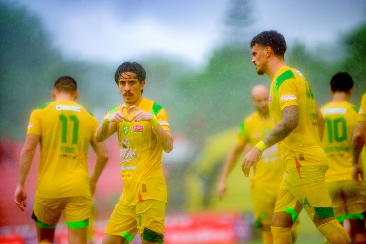 Persebaya Ukir Sejarah di Padang, Bernardo Tavares Ingatkan Soal Fokus