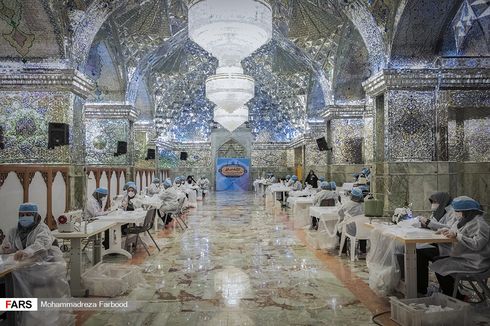 Menengok Masjid Shah Cheragh di Iran yang Jadi Tempat Produksi Masker Virus Corona