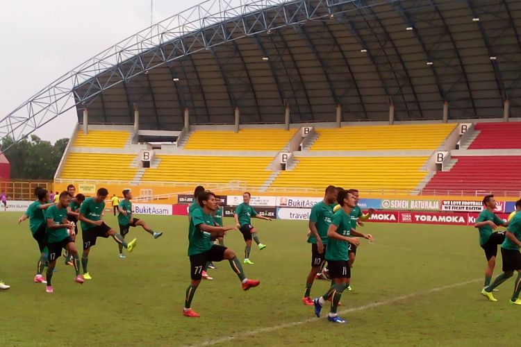 Sriwijaya menggelar latihan pagi untuk persiapan melawan Bhayangkara FC.