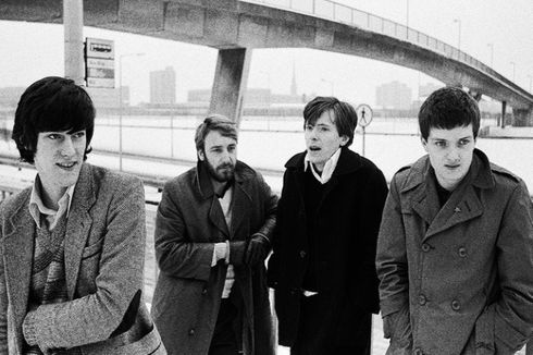 Lirik dan Chord Lagu Candidate dari Joy Division