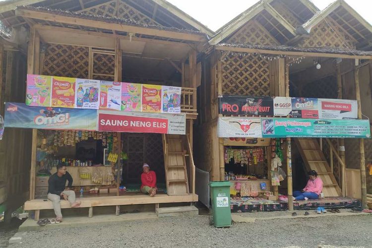 Kondisi terkini Obyek wisata negeri di atas awan Gunung Luhur, Lebak, Banten. Sejak viral pada akhir 2019 lalu, ada sejumlah perubahan di Gunung Luhur, seperti muncul banyak homestay yang dikelola oleh warga setempat.