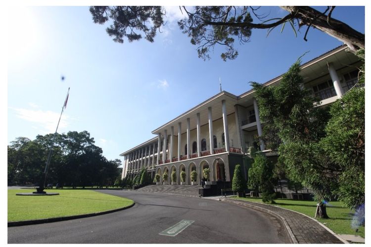 Foto Pendaftaran UM UGM 2024 Dibuka Hari Ini, Klik Um.ugm.ac.id