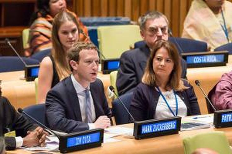 CEO Facebook, Mark Zuckerberg di sidang PBB mendesak pentingnya akses internet bagi umat manusia, Sabtu (26/9/2015).