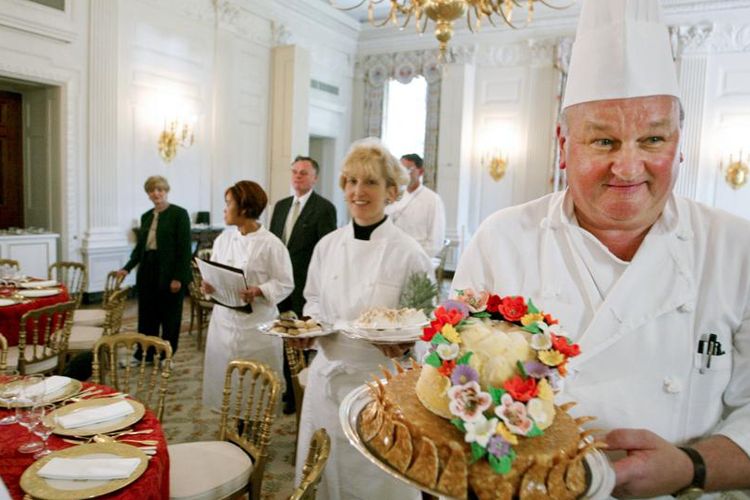 Roland Mesnier, koki pastry legendaris Gedung Putih.