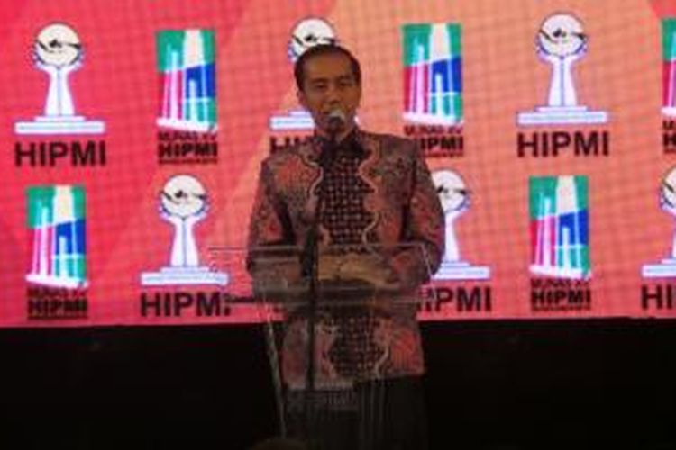 Presiden Joko Widodo di Musyawarah Nasional (Munas) XV Himpunan Pengusaha Muda Indonesia (Hipmi) di Bandung, Senin (12/1/2015).
