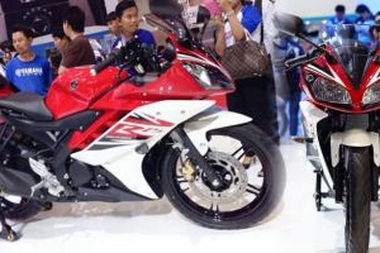 Yamaha R15 version 2 sudah diperkenalkan di Bangkok Motor Show 2014.