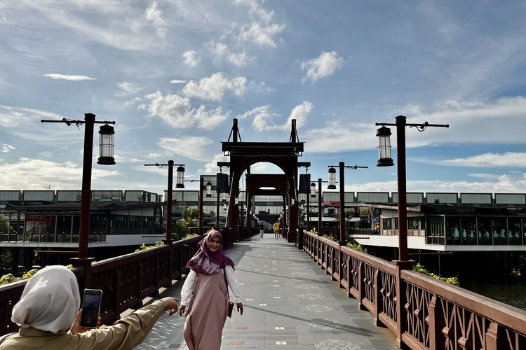Jembatan Kota Intan di Batavia PIK. Dipotret pada Rabu (4/2/2026).