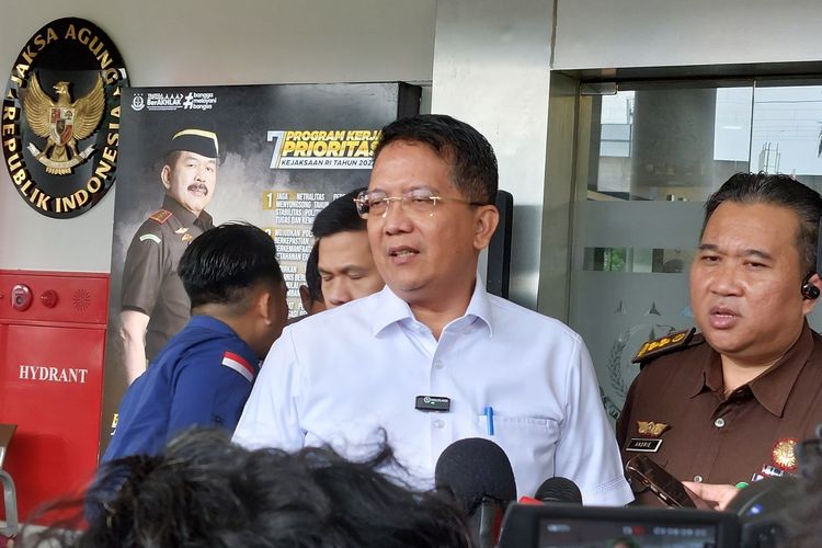 Direktur Penyidikan (Dirdik) Jampidsus Kejagung Kuntadi di kantornya, Jakarta, Kamis (4/4/2024).