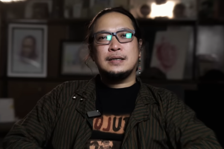 Sabrang Mowo Damar Panuluh alias Noe Letto, anak Cak Nun.