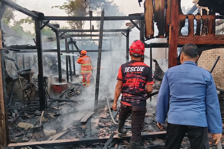 4 Rumah Perajin Tempe di Ngawi Ludes Terbakar, Kerugian Capai Rp 400 Juta