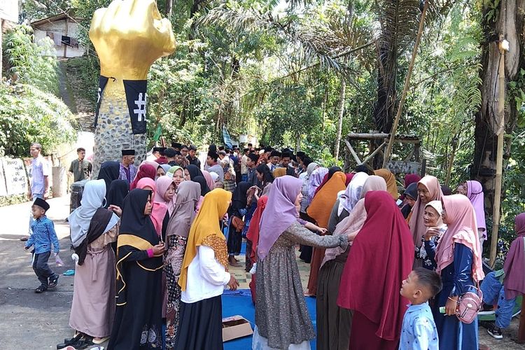 Kelompok masyarakat Desa Wadas penolak tambang andesit yang tergabung dalam Gempadewa (Gerakan Masyarakat Peduli Alam Desa Wadas) menggelar acara peringatan Tragedi 23 April. 