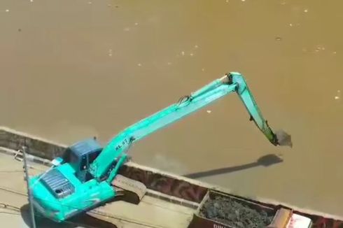 Anggaran PEN Sisa Rp 371 Miliar, DKI Hati-hati Bebaskan Lahan Normalisasi Sungai