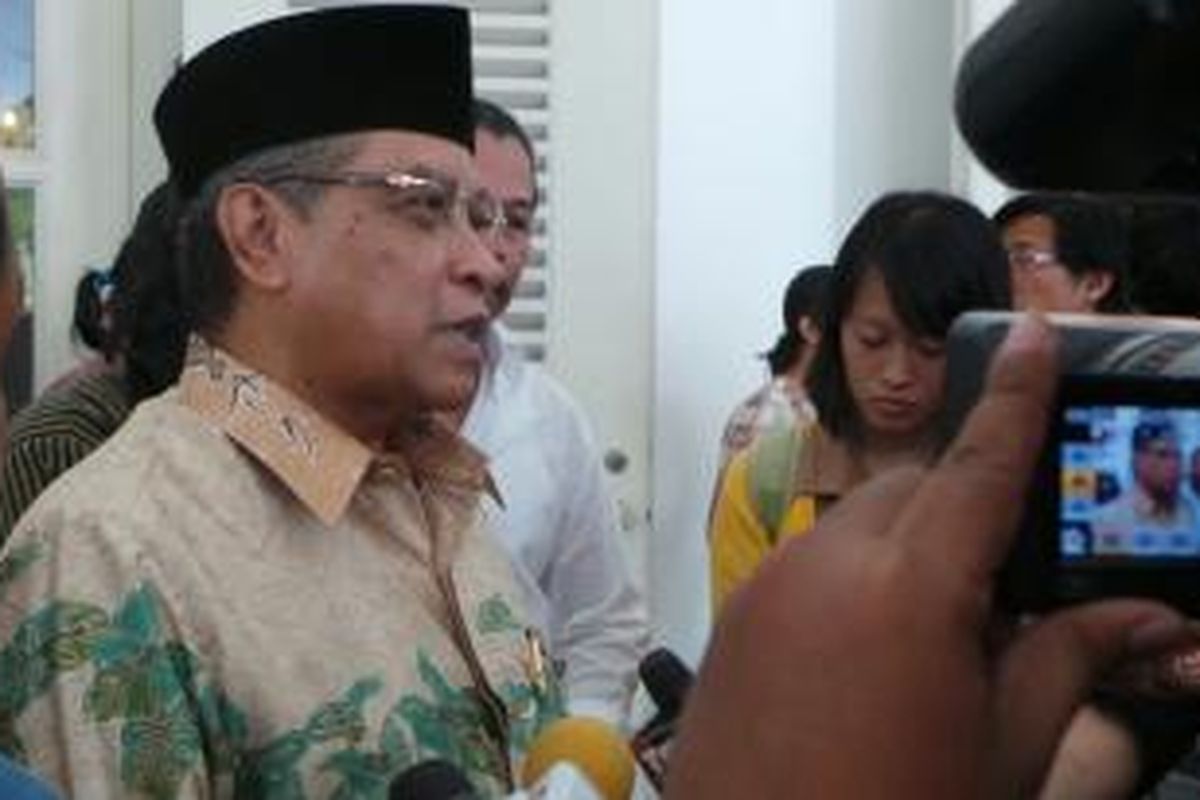 Ketua Umum PBNU Said Aqil Siraj usai bertemu Gubernur DKI Jakarta Joko Widodo di Balaikota, Jakarta, Senin (19/8/2013).