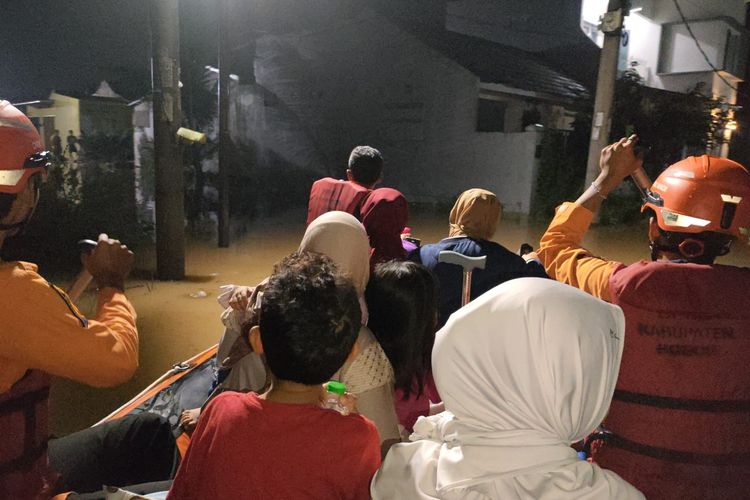 Banjir di Parung Panjang Bogor, Ratusan Rumah Warga Terdampak