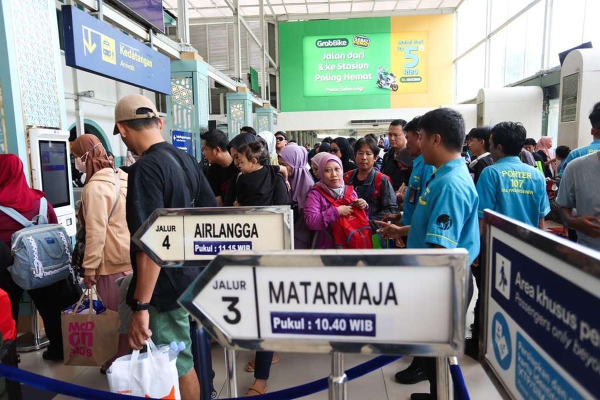Ilustrasi penumpang PT Kereta Api Indonesia (Persero) atau KAI.