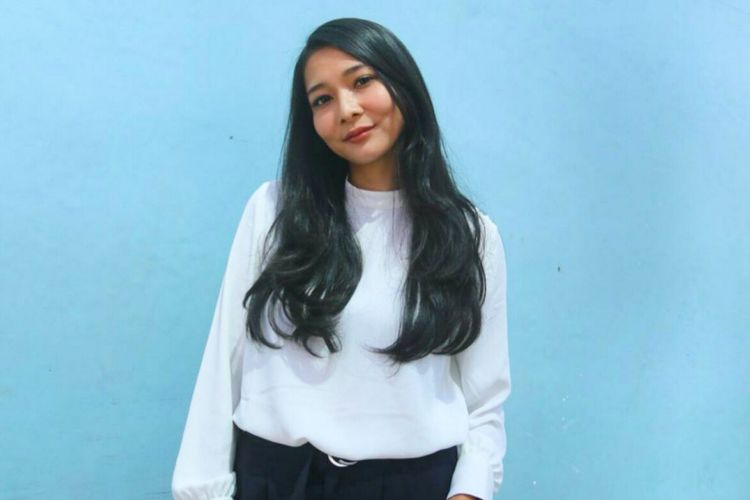 Penyanyi Mey Chan yang kini berganti nama menjadi Dita saat ditemui di Gedung Trans TV, Tendean, Jakarta Selatan, Kamis (15/3/2018).