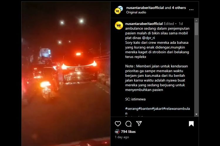 Mobil dinas DPR RI menggunakan lampu strobo belakang dan menghalangi laju ambulans