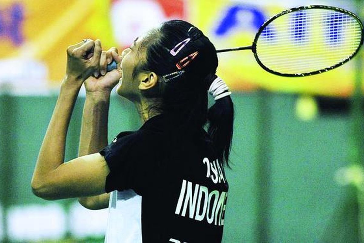 Rosaria Yusfin Pungkasari menjuarai nomor tunggal putri setelah mengalahkan Bellaetrix Manuputty, 22-24, 21-15, 21-18, dalam kejuaraan bulu tangkis Sunkist Indonesia International Challenge Indocock Djarum Open 2010 di GOR Sudirman, Surabaya, Sabtu (31/7).