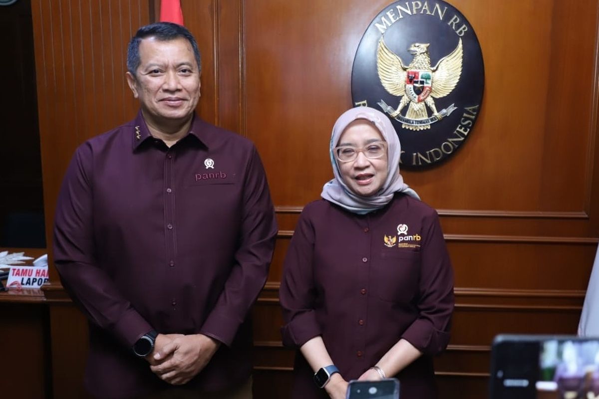 Menteri Pendayagunaan Aparatur Negara dan Reformasi Birokrasi (PANRB) Rini Widyantini dan Wakil Menteri PANRB Purwadi Arianto.