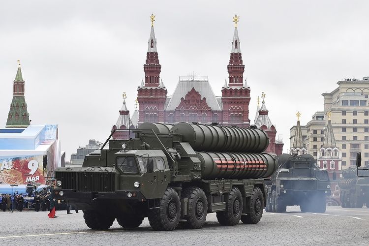 Sistem pertahanan S-400 buatan Rusia.