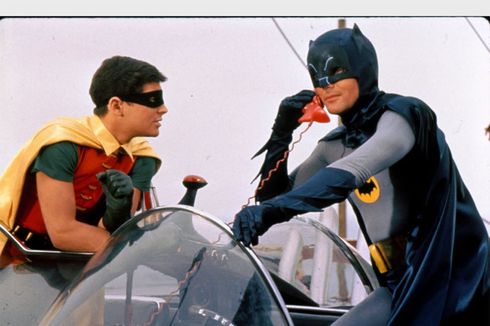 Sinopsis Film Batman dan Robin, Aksi Penyelamatan Kota Gotham Berujung Konflik