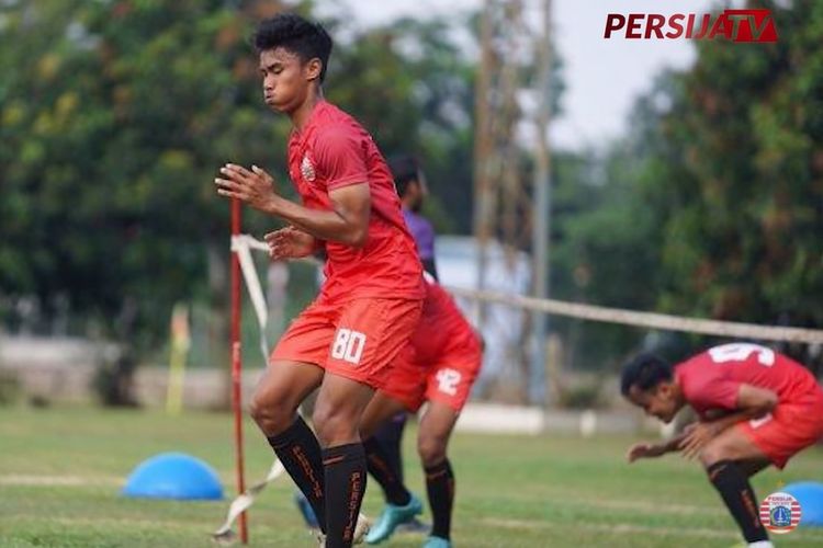 Pemain Persija Jakarta, Muhammad Ferrari, masuk dalam daftar 29 pemain yang dipanggil timnas Indonesia untuk melakukan pemusatan latihan menjelang Piala AFF U23 2022.
