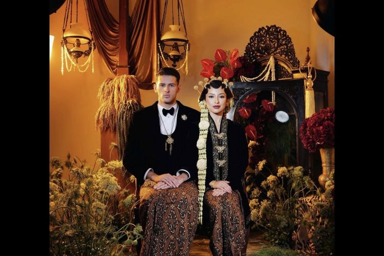 Jennifer Coppen dan Justin Hubner Pamer Foto Prewedding Adat Jawa, Siap Menikah di Bali?