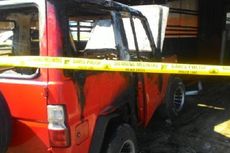 Api Hanguskan Satu Mobil dan Tiga Toko di Kupang