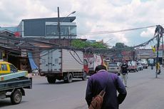 Awas, Ada Kabel Terkelupas dan Menjuntai di Simpang 3 Gondrong Tangerang