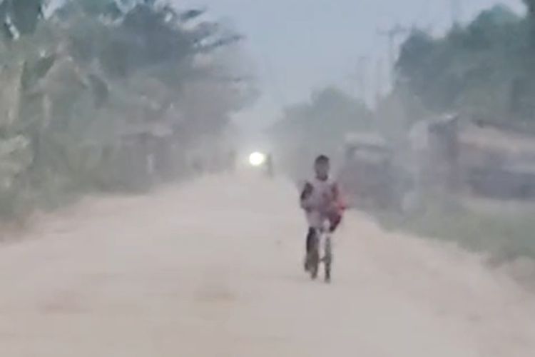 Asap Karhutla, Debu Jalan, dan Listrik Sering Padam, Warga Kampar: Lengkap Sudah Penderitaan Kami