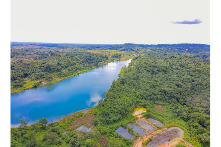 MMSGI dan MHU menyulap void (kolam) pascatambang seluas 16,2 hektare menjadi wadah sumber air bersih yang memberikan manfaat kepada lebih dari 2.000 warga di tiga Desa di Kalimantan Timur.