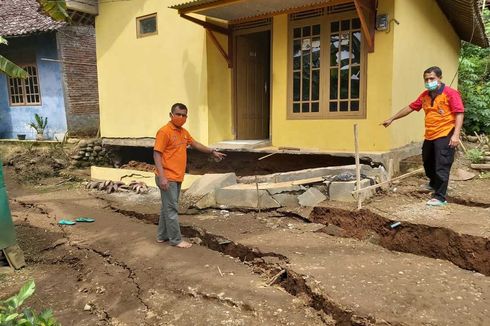 Bencana Tanah Bergerak di Purworejo, 3 Rumah Ambruk, 31 Jiwa Mengungsi