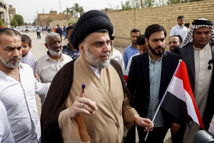 Moqtada al-Sadr, pemimpin Syiah yang baru saja memenangkan pemilihan umum Irak.