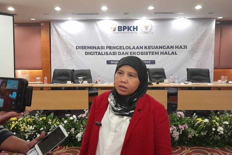 Wakil Ketua Komisi VIII DPR RI Diah Pitaloka usai menjadi narasumber dalam acara diseminasi pengelolaan keuangan haji digitalisasi dan ekosistem halal, di Bogor, Jawa Barat, Selasa (22/11/2022).