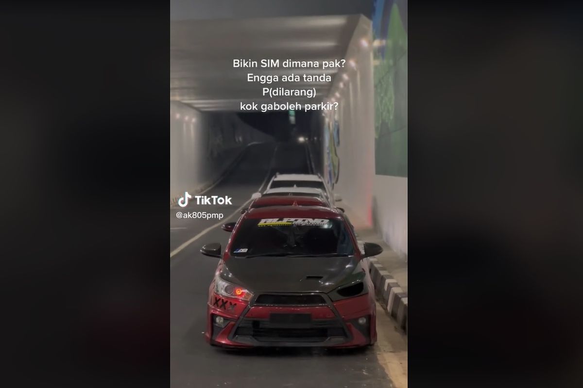 Beredar video konten yang memperlihatkan sebuah komunitas yang belum diketahui identitasnya memejengkan mobilnya di Underpass Dewi Sartika Depok, Jawa Barat. Adapun video konten itu viral di media sosial Tiktok @ak805pmp.