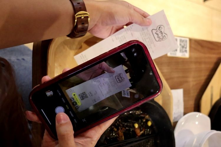 Makan, Parkir, Upload Struk: Begini Cara Warga Semarang Bisa Dapat iPhone 17 Pro Max Gratis