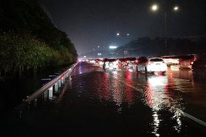 Tol Jagorawi Tergenang, Rest Area KM 10 Arah Bogor Ditutup Sementara